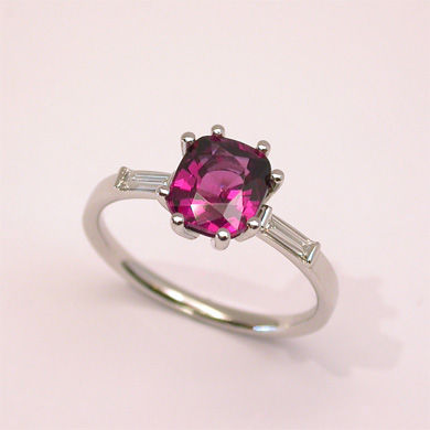 Ring Platin  Malaya-Granat Diamanten